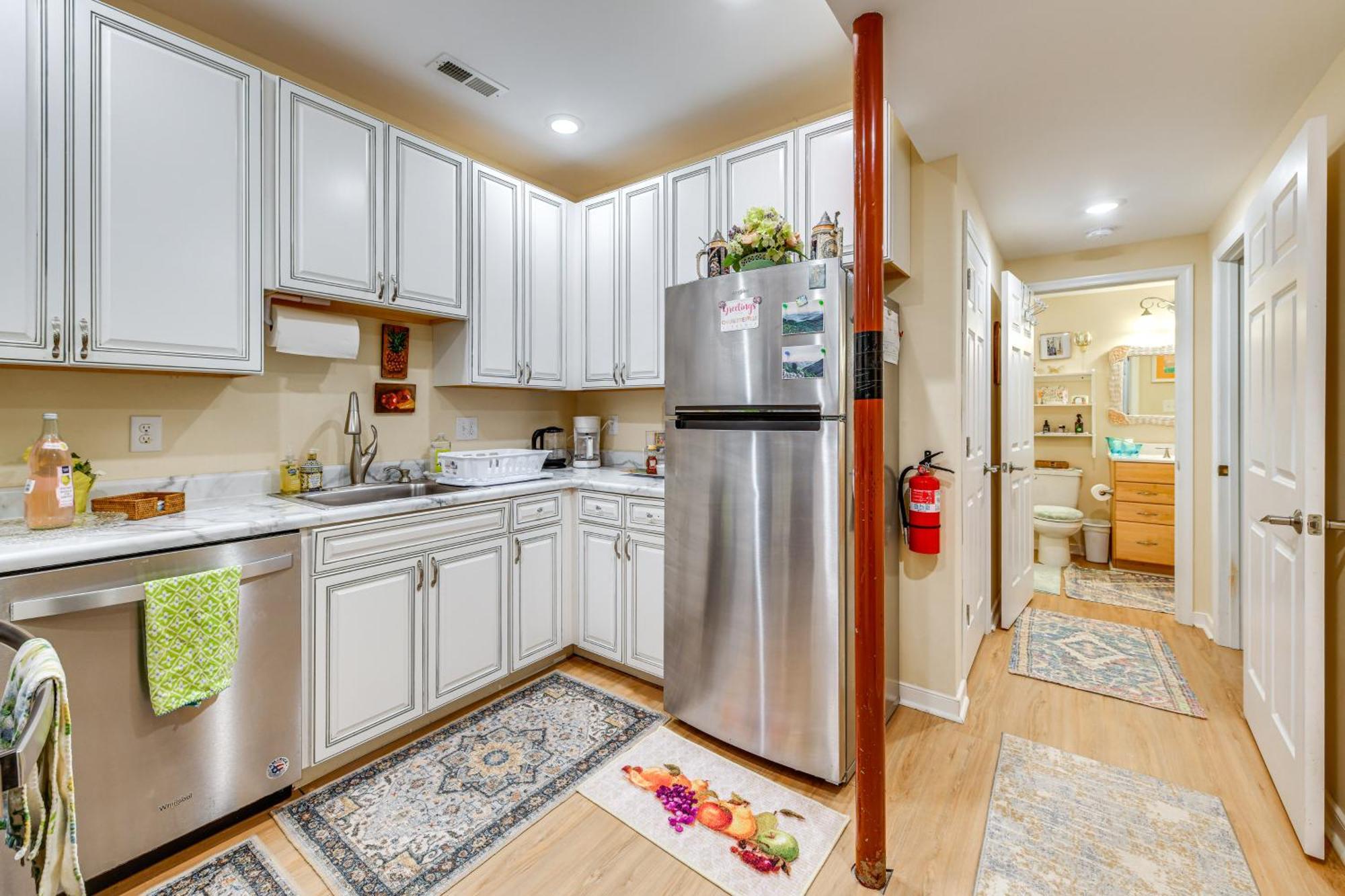 Charming Charlottesville Apt With Outdoor Space! Luaran gambar